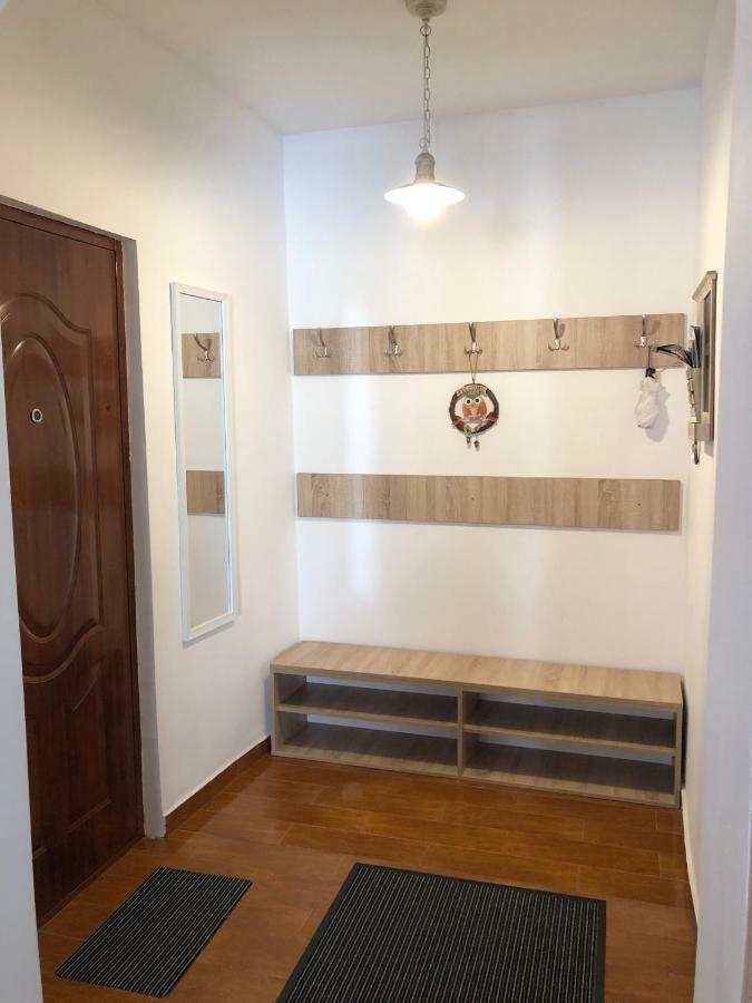 Pe Tocile Apartment Braşov Esterno foto